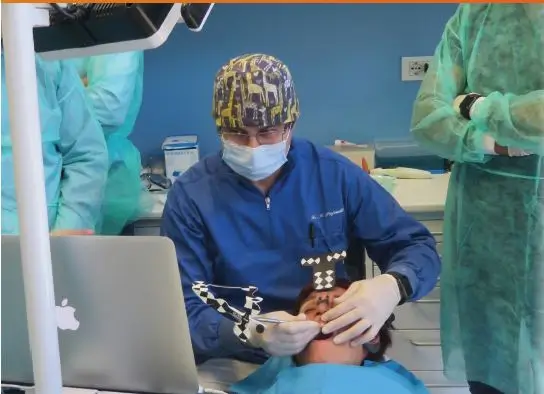 Doctor using Navident 3.0 during surgery